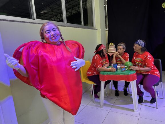 Com humor e reflexão, ‘Tic Tac do Coração’ aborda saúde e bem-estar de pessoas idosas
